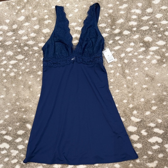 Gilligan & O'Malley Women's Chemise with Lace Nighttime Blue. Size XS NWT - Picture 2 of 7